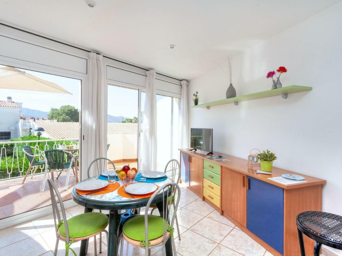 Apartment Palmiers I-7 By Interhome Llanca Bagian luar foto