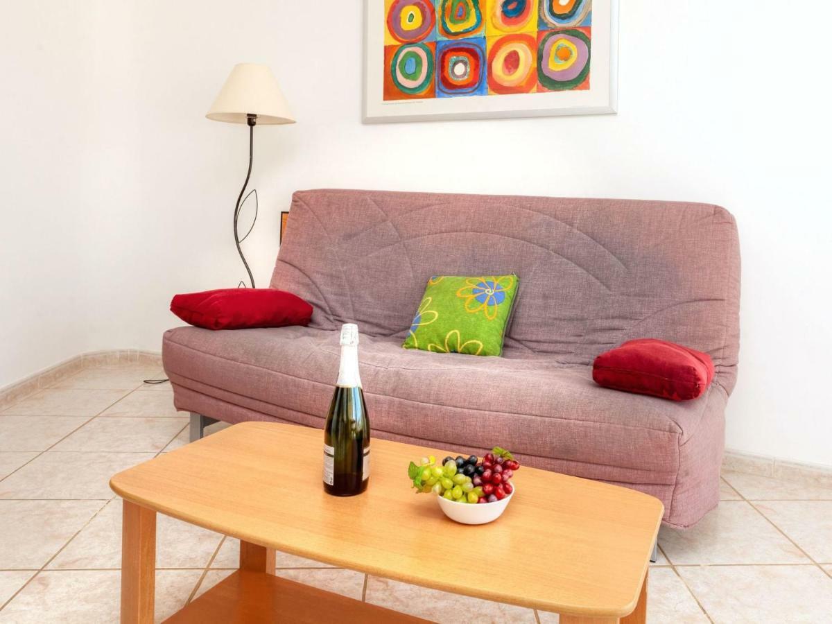 Apartment Palmiers I-7 By Interhome Llanca Bagian luar foto